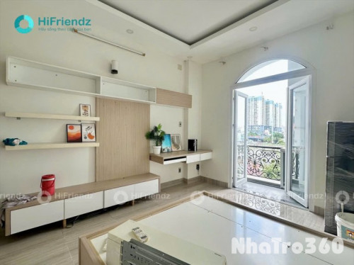 Cho thuê Studio ban công mặt tiền Tôn Thất Thuyết Q4, ngay cầu Kênh Tẻ, Đh Luật, Đh Nguyễn Tất Thành, chợ Xóm Chiếu