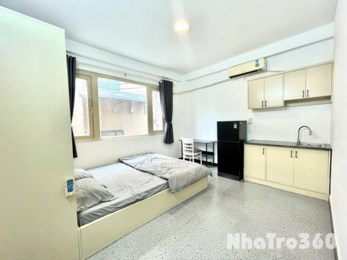Cho thuê trọ Studio cửa sổ giá rẻ Q1, gần chợ Bến Thành, công viên 23/9, phố đi bộ, Saigon Center, Takasimaya,…