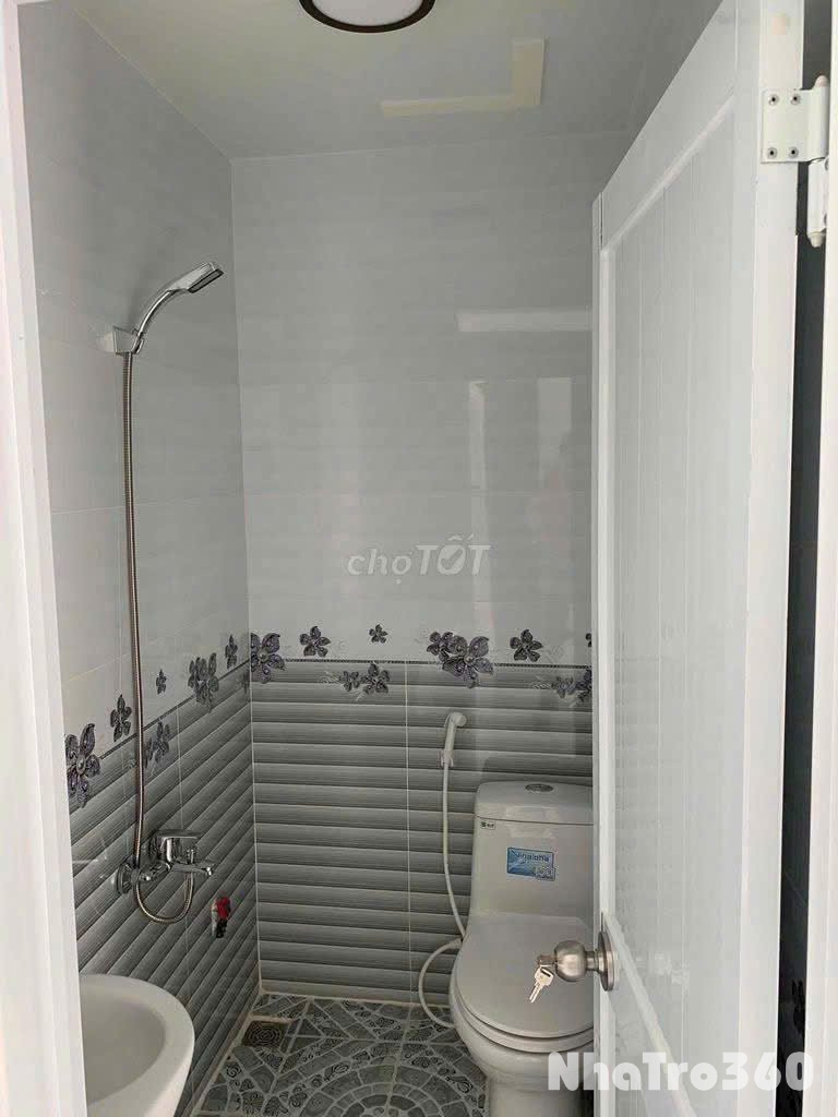 CHO THUÊ PHÒNG MỚI ĐƯỜNG ÂU DƯƠNG LÂN, P. RẠCH ÔNG (P.3, Q.8 CŨ) GIÁ 3 TRIỆU.