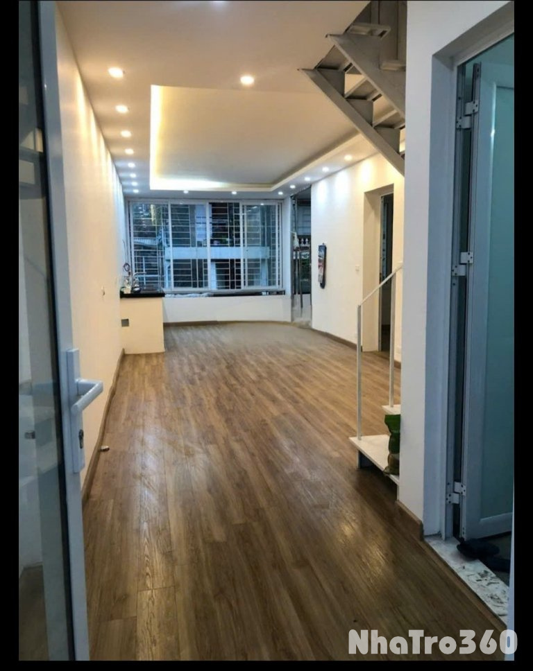 Cho thuê tầng 4 tại 4 Phương Mai, 110m², 3 ngủ, 2 WC, 11 Triệu