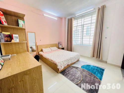 Cho thuê căn hộ Quận 1, gần chợ Bến Thành