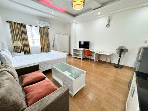 Cho thuê căn hộ Studio Cửa sổ thoáng Q1 gần Bộ Công An, Nowzone, cầu Nguyễn Văn Cừ