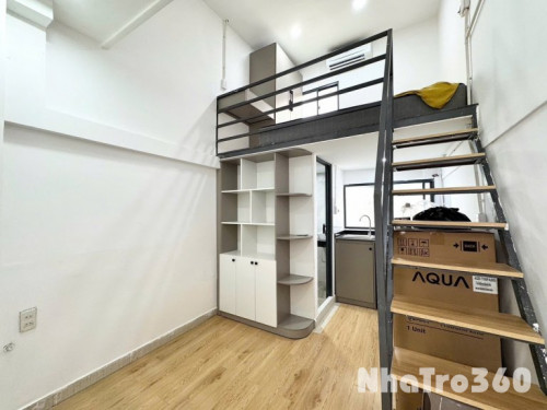 Cho thuê CHDV duplex ngay Nguyễn Phi Khanh