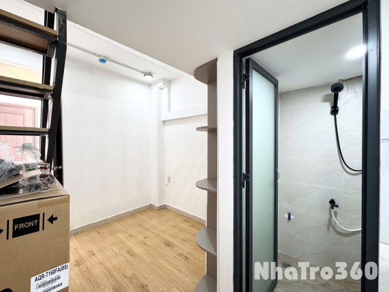 Cho thuê CHDV duplex ngay Nguyễn Phi Khanh