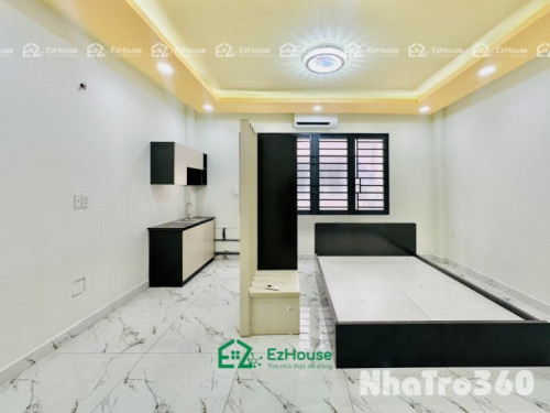 Gần công viên Phú Lâm