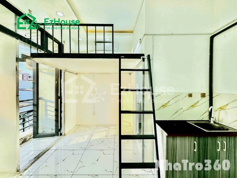 Gần công viên Phú Lâm