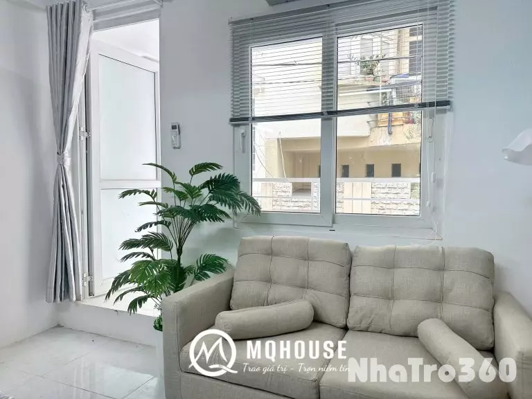 Cho thuê căn hộ 1PN ban công gần chợ Bàn Chờ, chợ Hồ Thị Kỷ, vòng xoay Lý Thái Tổ, ngã sáu Cộng Hòa