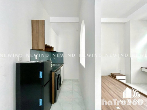 Cho thuê căn hộ ban công, Q4, Đường Đoàn Văn Bơ, gần ĐH Nguyễn Tất Thành, chợ Xóm Chiếu, Cầu Tân Thuận