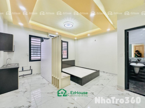 Gần công viên Phú Lâm