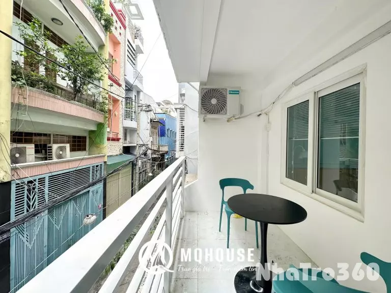 Cho thuê căn hộ 1PN ban công gần chợ Bàn Chờ, chợ Hồ Thị Kỷ, vòng xoay Lý Thái Tổ, ngã sáu Cộng Hòa