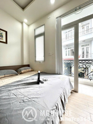 CĂN HỘ BALCONY NGAY SÂN BAY TÂN BÌNH GẦN PHÚ NHUẬN