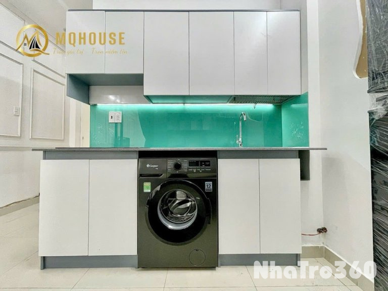 Căn hộ 1 phòng ngủ ban công 40m2 quận 1 gần CV lê