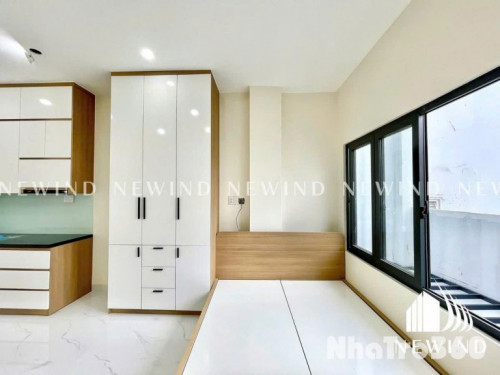 🏡 TÒA NHÀ MỚI BÀN GIAO – STUDIO BAN CÔNG FULL NỘI THẤT, VỊ TRÍ ĐẸP TÂN QUY Q7