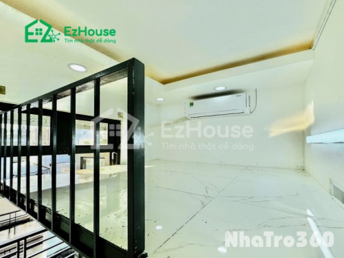 Gần công viên Phú Lâm