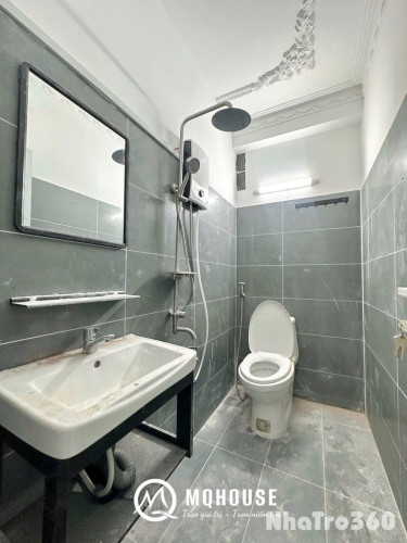 Phòng đẹp full nội thất trống sẵn Q3,gần Đh UEH,..