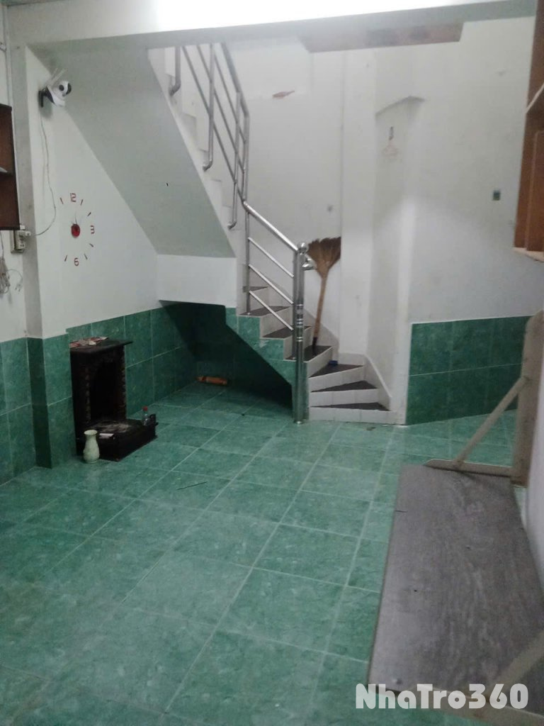 CHO THUÊ NHÀ NGUYÊN CĂN XÓM CHIẾU, Q.4 GIÁ 5 TRIỆU 500.