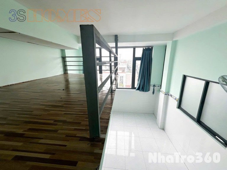 DUPLEX CỬA SỔ TRỜI GẦN VHU