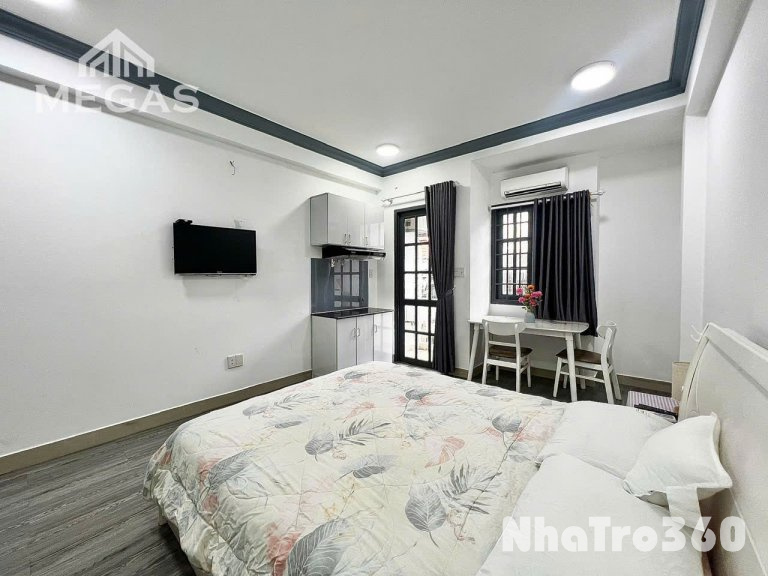 Cho thuê căn hộ ban công full nội thất Q1, ngay công viên Tao Đàn, nút giao Phù Đổng, chợ Bến Thành, Bitexco,...