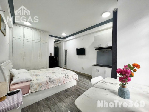 Cho thuê căn hộ ban công full nội thất Q1, ngay công viên Tao Đàn, nút giao Phù Đổng, chợ Bến Thành, Bitexco,...