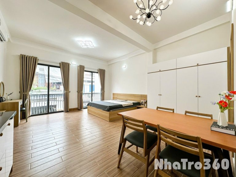 Căn Hộ Studio Cho Thuê Q.Tân Bình Bancol Giáp Q10