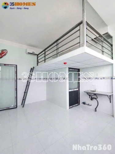 DUPLEX CỬA SỔ TRỜI GẦN VHU
