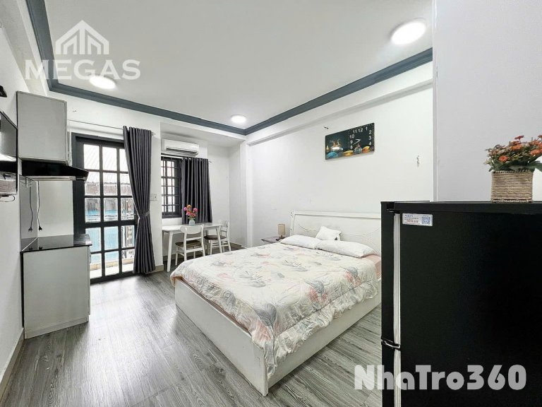 Cho thuê căn hộ ban công full nội thất Q1, ngay công viên Tao Đàn, nút giao Phù Đổng, chợ Bến Thành, Bitexco,...