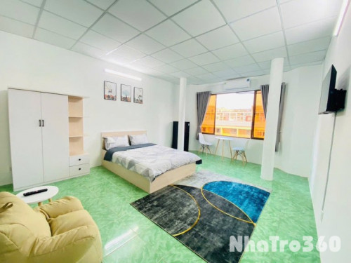 Phòng ban công 40m2 quận 10 đường Lý thường kiệt