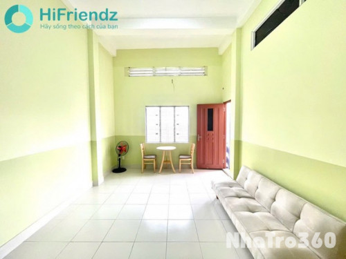 PHÒNG TRỌ BAN CÔNG NGAY TÂN BÌNH GẦN K300 ETOWN