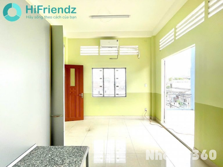 PHÒNG TRỌ BAN CÔNG NGAY TÂN BÌNH GẦN K300 ETOWN