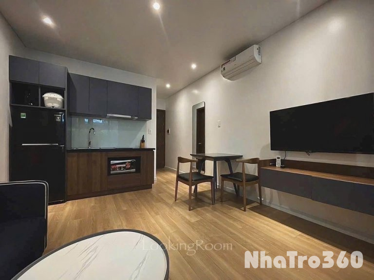 Căn Hộ 1PN Cho Thuê Tân Bình Ban Công Giáp Quận 10