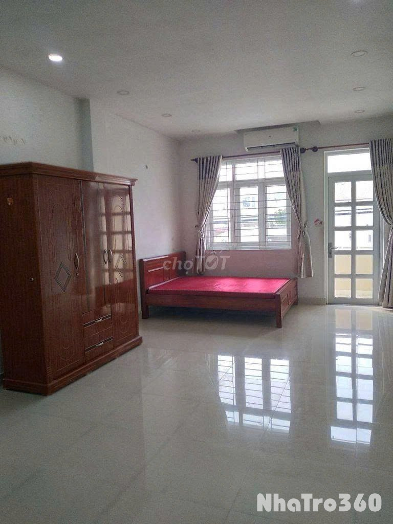 Cho Thuê Phòng – Giá Tốt, Tiện Nghi, An Ninh Mặt Tiền 236 Phạm Văn Bạch, P.15, Q.Tân Bình, HCM