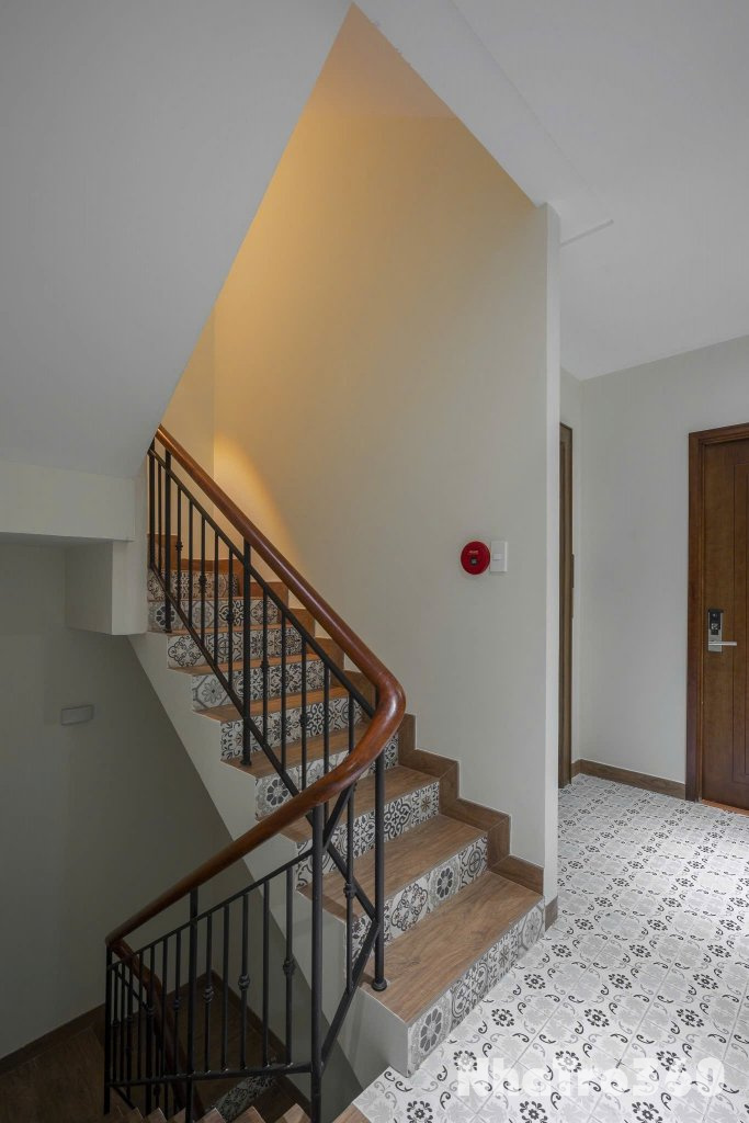 Cho thuê căn Studio Sân vườn - Lý Tự Trọng, quận 1