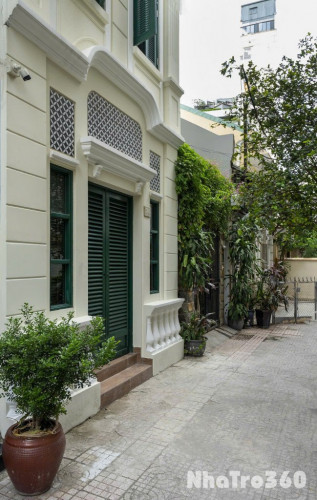 Cho thuê căn Studio Sân vườn - Lý Tự Trọng, quận 1