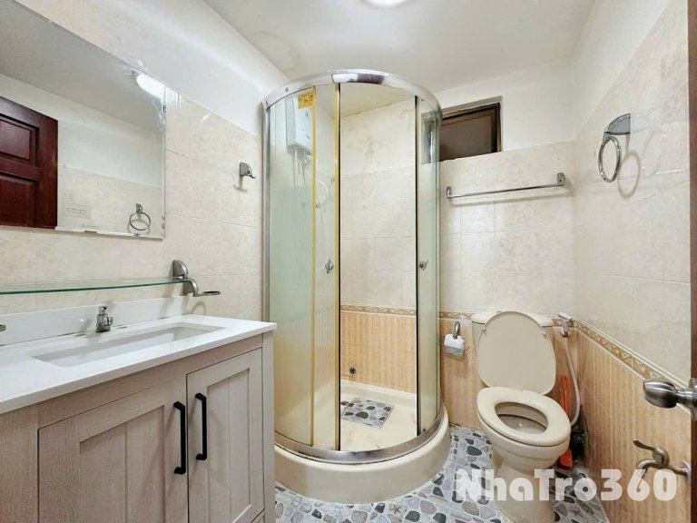 Cho thuê căn hộ quận 3 - Điện Biên Phủ, gần ngã bảy Lý Thái Tổ