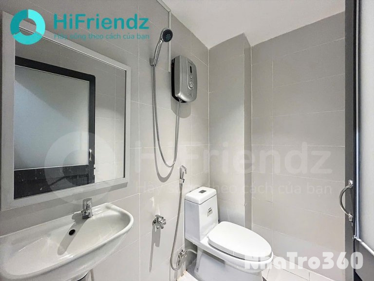 Cho thuê căn hộ 2PN quận 1, ban công full nội thất