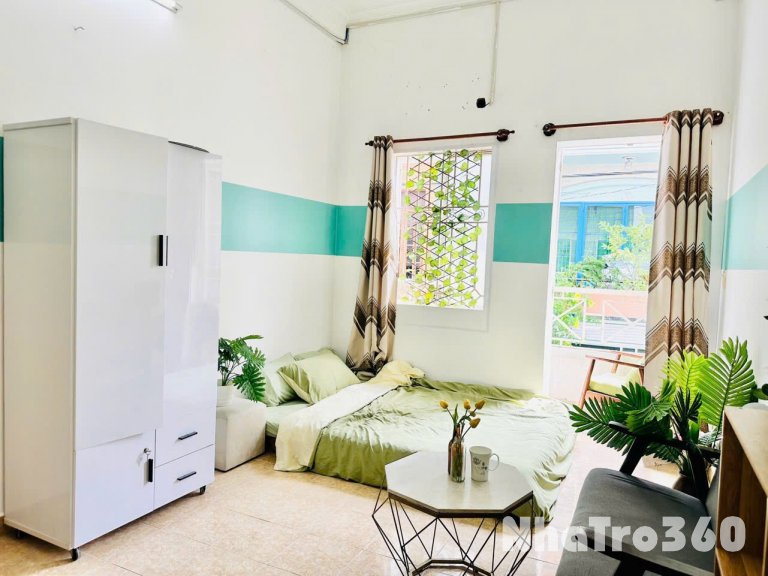 Cho thuê căn hộ ban công quận 4 - đoàn văn bơ - gần cầu khánh hội, cầu tân thuận