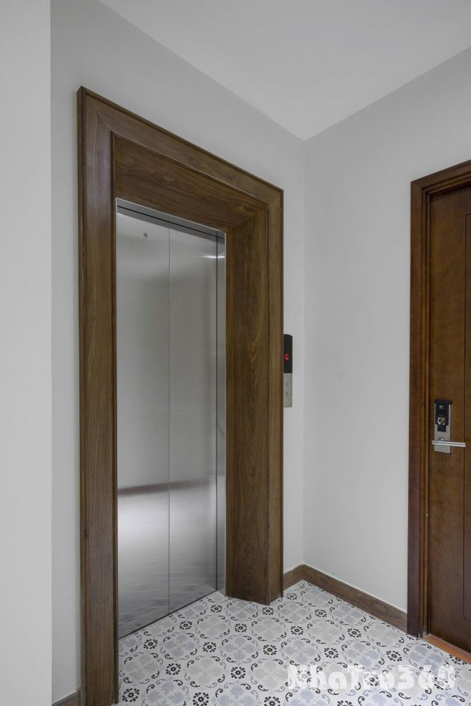 Cho thuê căn Studio Sân vườn - Lý Tự Trọng, quận 1