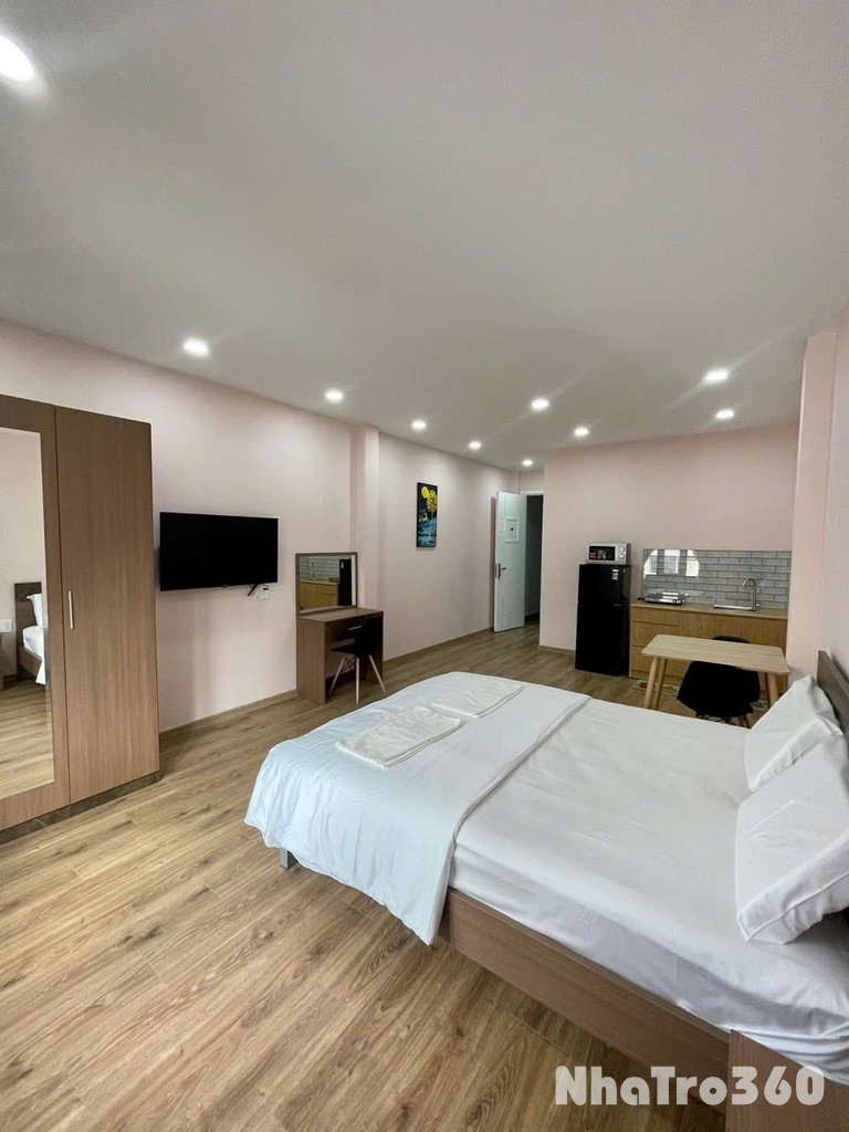 PHÒNG BAN CÔNG 45M2 QUẬN 1 ĐƯỜNG LÝ TỰ TRỌNG