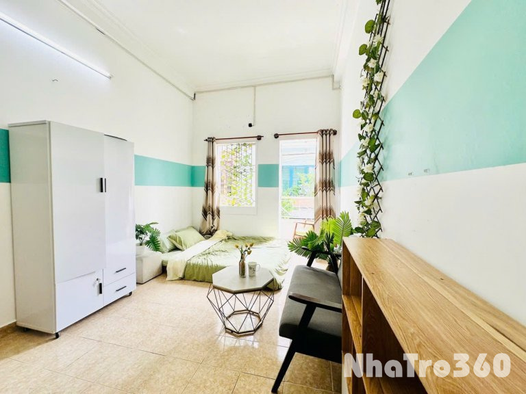 Cho thuê căn hộ ban công quận 4 - đoàn văn bơ - gần cầu khánh hội, cầu tân thuận