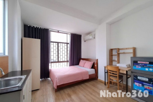 Cho thuê studio cửa sổ lớn Quận 3 - full nội thất