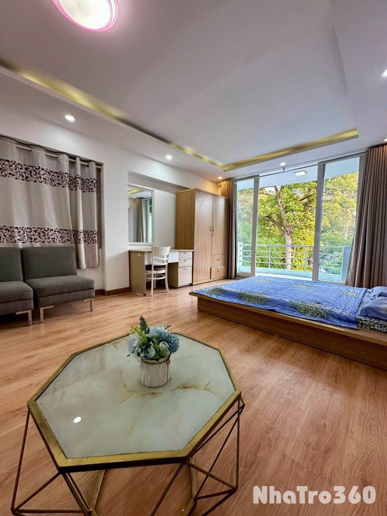 Cho thuê studio quận 1 ban công full nội thất