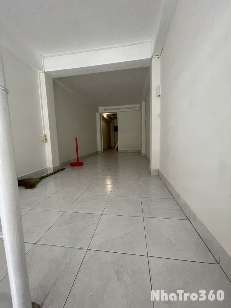 Nhà riêng Hồ Thị Kỷ q10 2pn 2wc 2 ban công