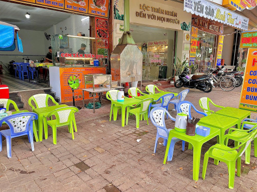 SANG MẶT BẰNG – VỊ TRÍ ĐẸP NGAY CHỢ VŨNG TÀU  Ngay chợ Vũng Tàu, vị trí cực kỳ sầm uất. Sáng là chợ đầu mối