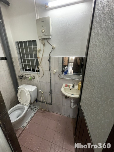 Nhà riêng Hồ Thị Kỷ q10 2pn 2wc 2 ban công