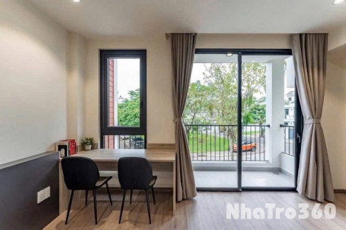 Căn Hộ Rộng Cho Thuê Tân Bình Ban Công Giáp Q10