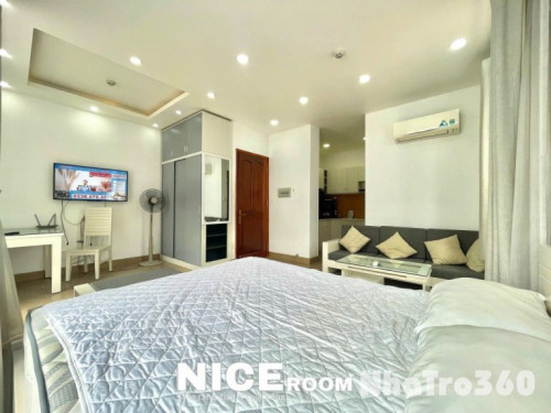 Căn hộ full nội thất ban công thoáng