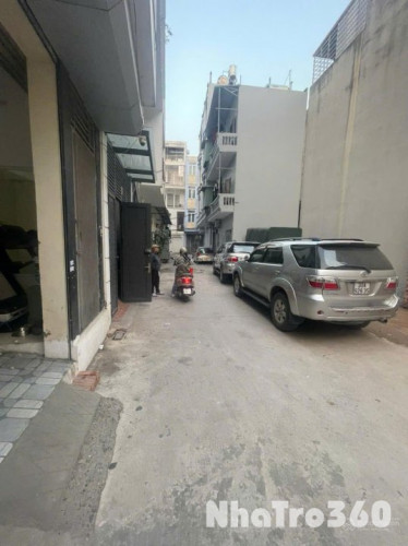 Đại Đồng, Vĩnh Hưng 3 tầng x 66m2, 4 ngủ, 3 WC 13 Triệu/th