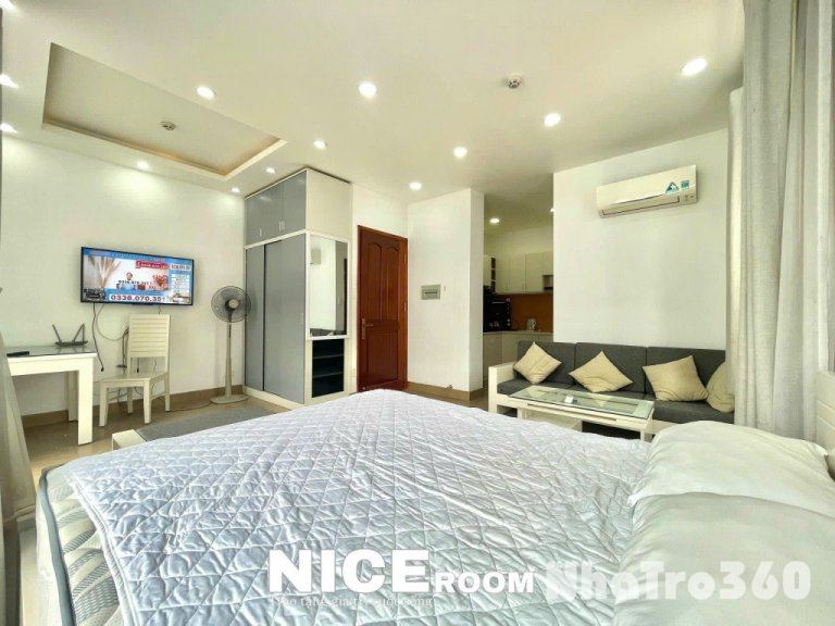 Căn hộ full nội thất ban công thoáng