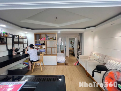 CHO THUÊ CĂN HỘ 1 PHÒNG NGỦ TÁCH BẾP CỬA SỔ SIÊU TO NGAY GẦN SÂN BAY