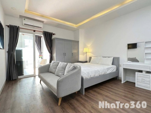 Trống lại siêu phẩm bancol thoáng mát quận 4